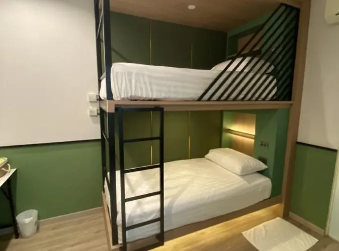 בית הארחה Malades House 3*